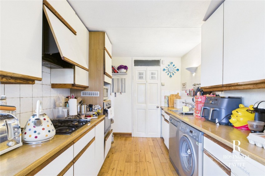 Images for Meller Close, Croydon, CR0 EAID:434814747 BID:aff39acb-7ffa-433a-9c3e-047d5e64e2ac