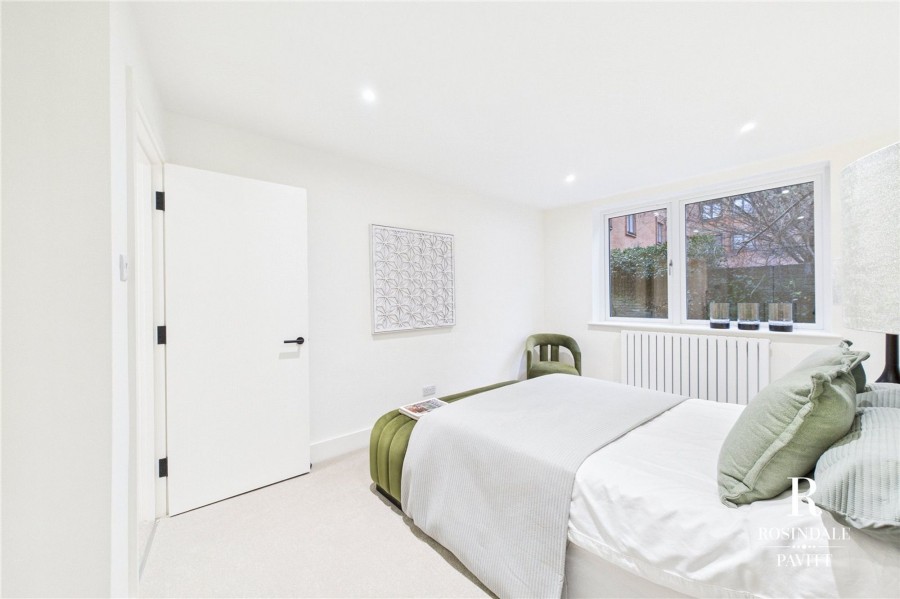 Images for Stafford Road, Wallington, SM6 EAID:434814747 BID:aff39acb-7ffa-433a-9c3e-047d5e64e2ac