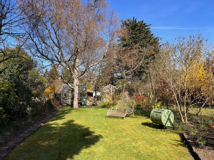 Images for The Close, Carshalton Beeches, SM5 EAID:434814747 BID:aff39acb-7ffa-433a-9c3e-047d5e64e2ac