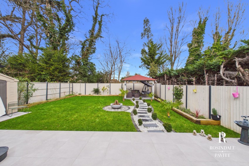 Images for Claydon Drive, Croydon, CR0 EAID:434814747 BID:aff39acb-7ffa-433a-9c3e-047d5e64e2ac