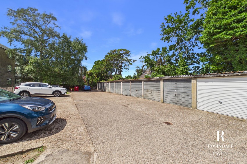 Images for Ross Road, York Court, SM6 EAID:434814747 BID:aff39acb-7ffa-433a-9c3e-047d5e64e2ac