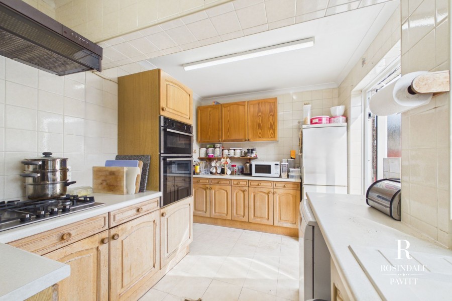 Images for Godalming Avenue, Wallington, SM6 EAID:434814747 BID:aff39acb-7ffa-433a-9c3e-047d5e64e2ac