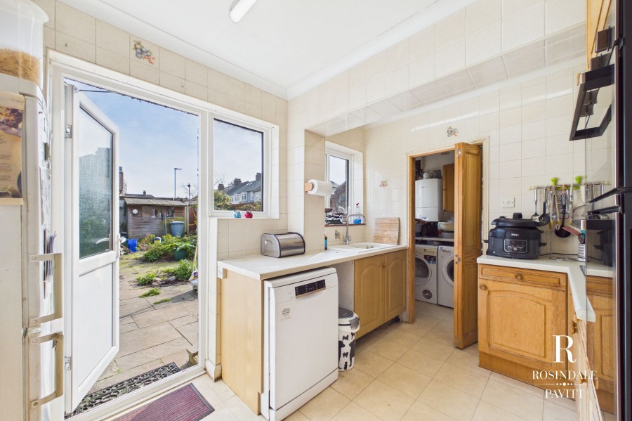Images for Godalming Avenue, Wallington, SM6 EAID:434814747 BID:aff39acb-7ffa-433a-9c3e-047d5e64e2ac
