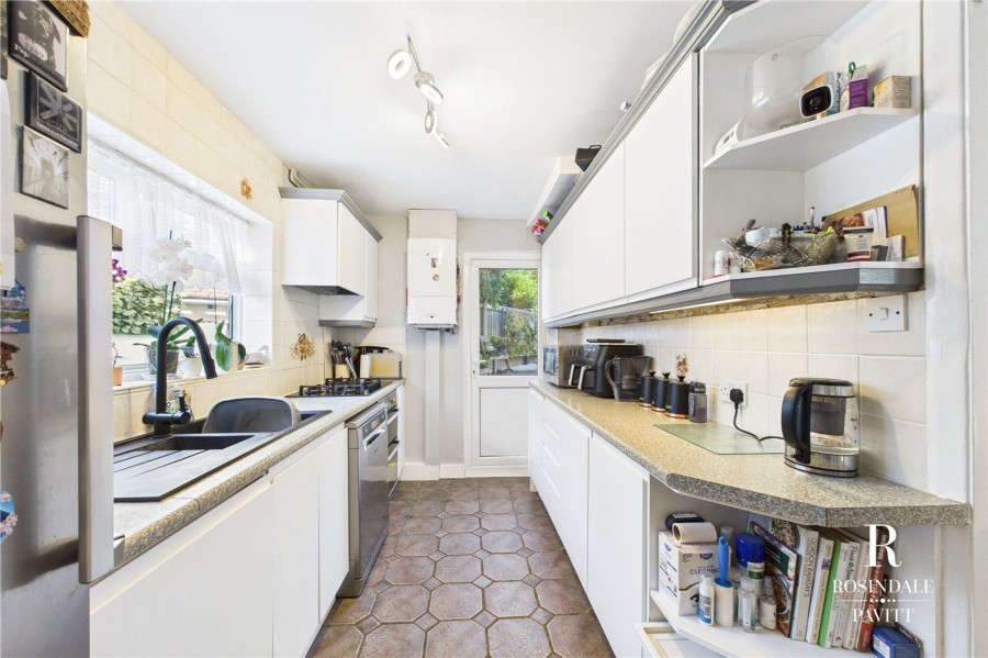 Images for Greenway, Wallington, SM6 EAID:434814747 BID:aff39acb-7ffa-433a-9c3e-047d5e64e2ac