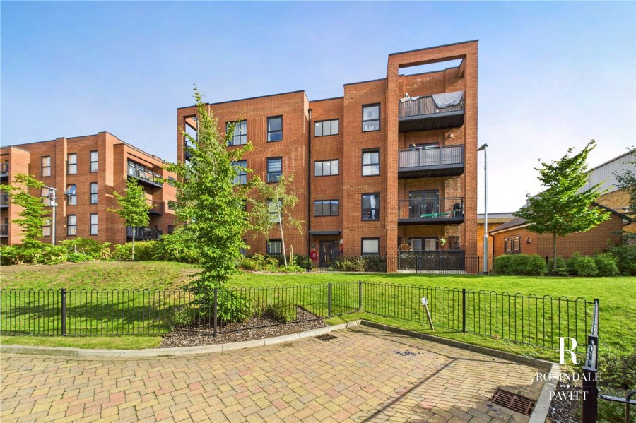 Images for Rayon Close, Seam Court, SM6 EAID:434814747 BID:aff39acb-7ffa-433a-9c3e-047d5e64e2ac