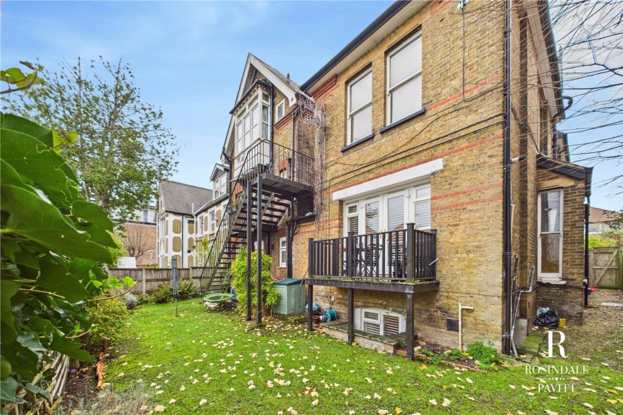 Images for Carshalton Road, Blythewood Court, SM1 EAID:434814747 BID:aff39acb-7ffa-433a-9c3e-047d5e64e2ac