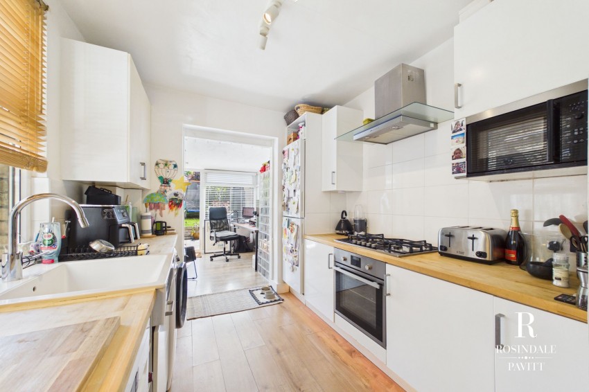Images for Tharp Road, Wallington, SM6 EAID:434814747 BID:aff39acb-7ffa-433a-9c3e-047d5e64e2ac