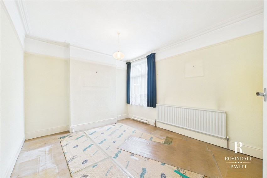 Images for Blenheim Gardens, Wallington, SM6 EAID:434814747 BID:aff39acb-7ffa-433a-9c3e-047d5e64e2ac