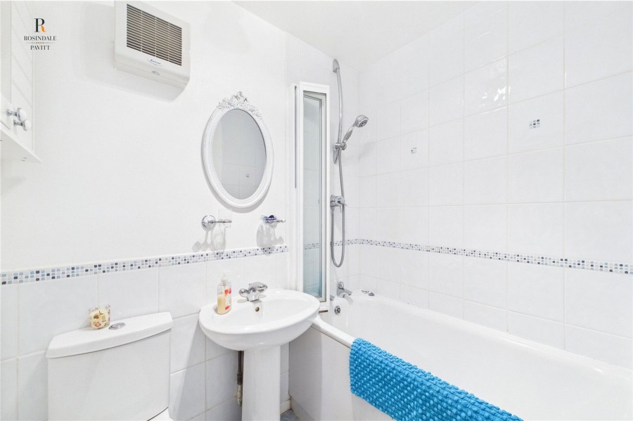 Images for Apeldoorn Drive, Wallington, SM6 EAID:434814747 BID:aff39acb-7ffa-433a-9c3e-047d5e64e2ac