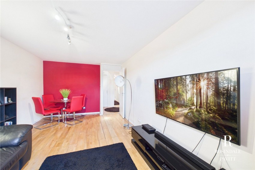 Images for Regal Crescent, Wallington, SM6 EAID:434814747 BID:aff39acb-7ffa-433a-9c3e-047d5e64e2ac