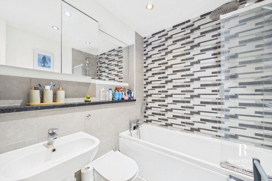 Images for Wolseley Road, Mitcham, CR4 EAID:434814747 BID:aff39acb-7ffa-433a-9c3e-047d5e64e2ac