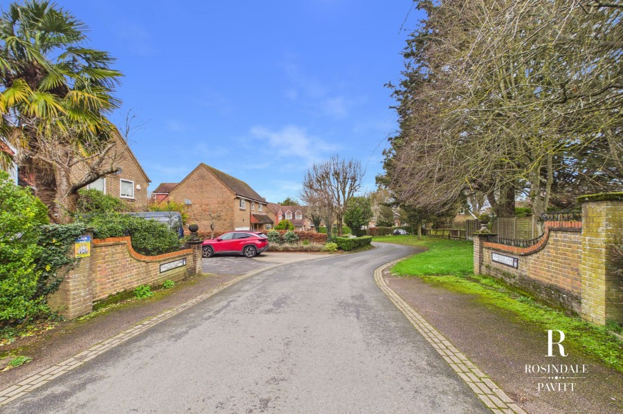 Images for Tollhouse Lane, South Wallington, SM6 EAID:434814747 BID:aff39acb-7ffa-433a-9c3e-047d5e64e2ac