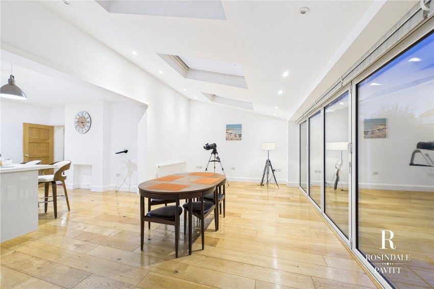 Images for Godalming Avenue, Wallington, SM6 EAID:434814747 BID:aff39acb-7ffa-433a-9c3e-047d5e64e2ac