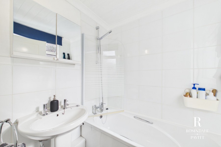 Images for Titchfield Road, Carshalton, SM5 EAID:434814747 BID:aff39acb-7ffa-433a-9c3e-047d5e64e2ac