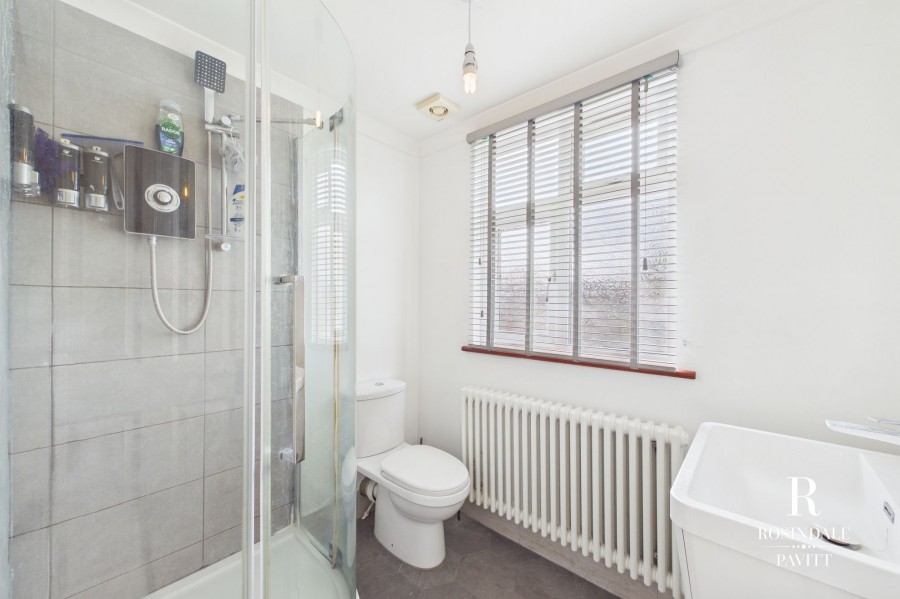 Images for Headley Avenue, Wallington, SM6 EAID:434814747 BID:aff39acb-7ffa-433a-9c3e-047d5e64e2ac