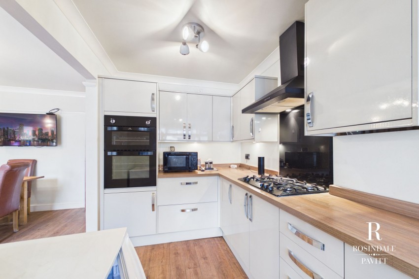 Images for Headley Avenue, Wallington, SM6 EAID:434814747 BID:aff39acb-7ffa-433a-9c3e-047d5e64e2ac