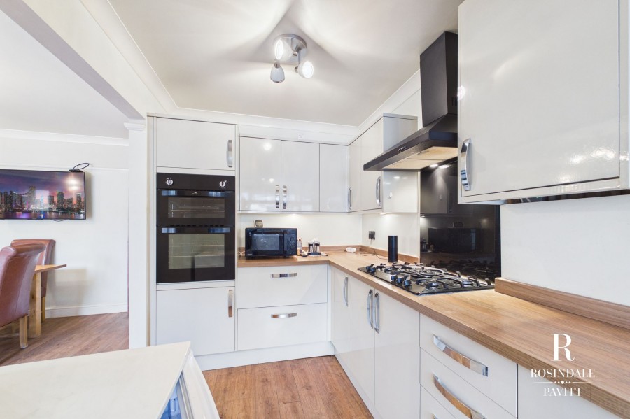 Images for Headley Avenue, Wallington, SM6 EAID:434814747 BID:aff39acb-7ffa-433a-9c3e-047d5e64e2ac