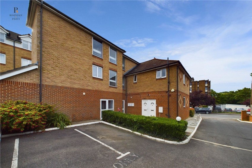 Images for Cranley Gardens, Marlborough Court Cranley Gardens, SM6 EAID:434814747 BID:aff39acb-7ffa-433a-9c3e-047d5e64e2ac