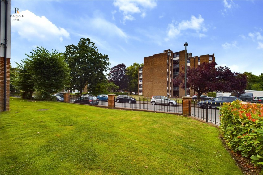 Images for Cranley Gardens, Marlborough Court Cranley Gardens, SM6 EAID:434814747 BID:aff39acb-7ffa-433a-9c3e-047d5e64e2ac