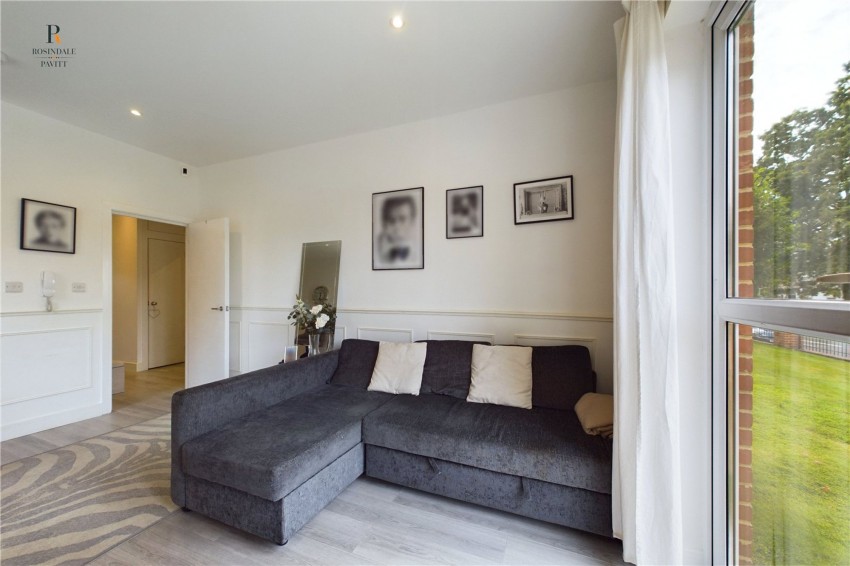 Images for Cranley Gardens, Marlborough Court Cranley Gardens, SM6 EAID:434814747 BID:aff39acb-7ffa-433a-9c3e-047d5e64e2ac