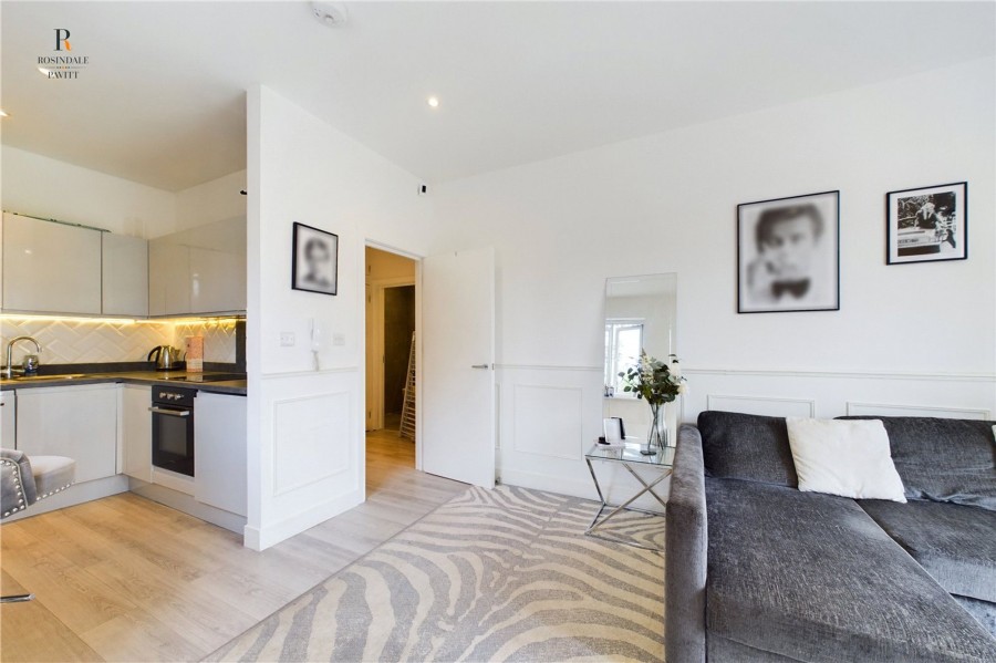 Images for Cranley Gardens, Marlborough Court Cranley Gardens, SM6 EAID:434814747 BID:aff39acb-7ffa-433a-9c3e-047d5e64e2ac