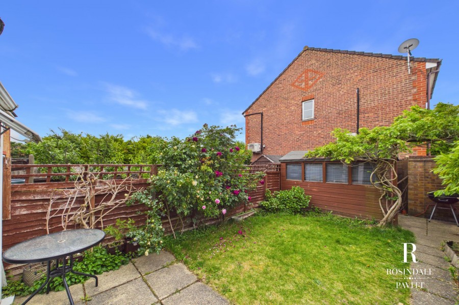 Images for Eindhoven Close, Carshalton, SM5 EAID:434814747 BID:aff39acb-7ffa-433a-9c3e-047d5e64e2ac