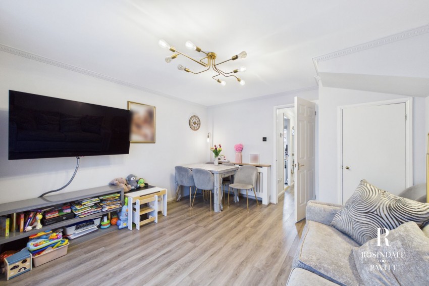 Images for Eindhoven Close, Carshalton, SM5 EAID:434814747 BID:aff39acb-7ffa-433a-9c3e-047d5e64e2ac