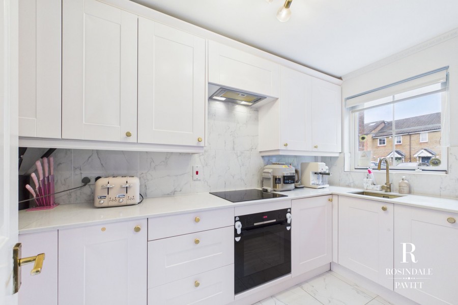 Images for Eindhoven Close, Carshalton, SM5 EAID:434814747 BID:aff39acb-7ffa-433a-9c3e-047d5e64e2ac