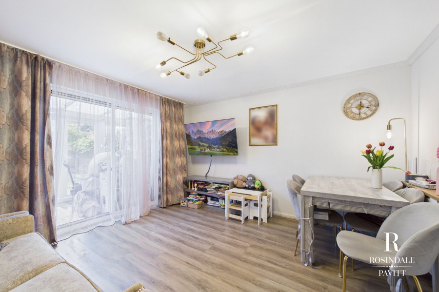 Images for Eindhoven Close, Carshalton, SM5 EAID:434814747 BID:aff39acb-7ffa-433a-9c3e-047d5e64e2ac