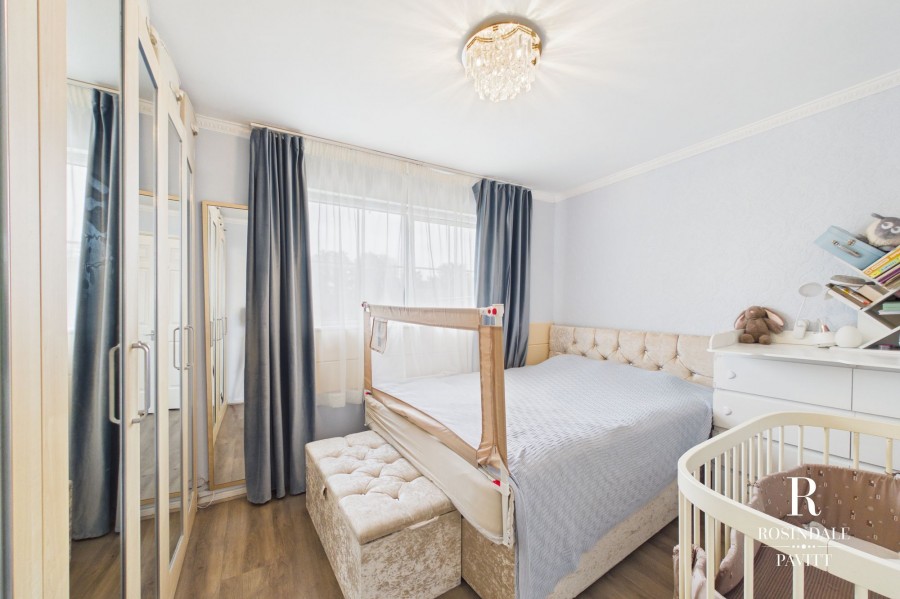 Images for Eindhoven Close, Carshalton, SM5 EAID:434814747 BID:aff39acb-7ffa-433a-9c3e-047d5e64e2ac