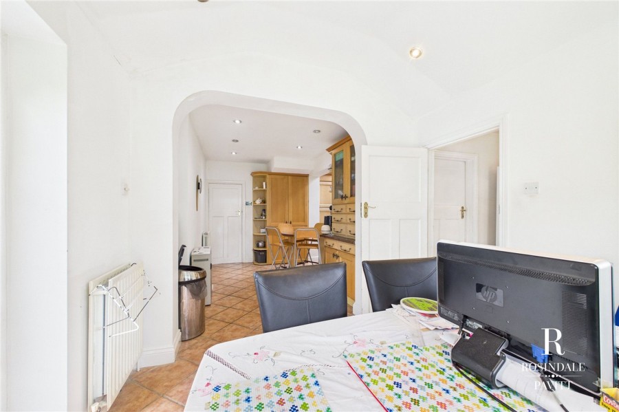 Images for The Park, Carshalton, SM5 EAID:434814747 BID:aff39acb-7ffa-433a-9c3e-047d5e64e2ac