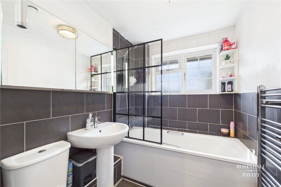 Images for Woodcote Road, Wallington, SM6 EAID:434814747 BID:aff39acb-7ffa-433a-9c3e-047d5e64e2ac