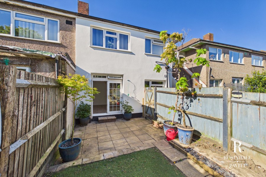 Images for Wrythe Lane, Carshalton, SM5 EAID:434814747 BID:aff39acb-7ffa-433a-9c3e-047d5e64e2ac