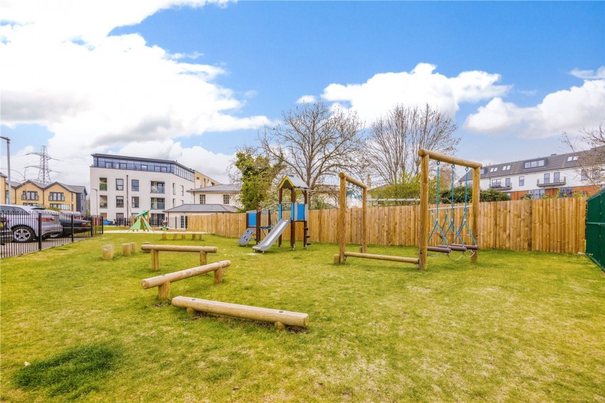 Images for Peony Drive, Mitcham Junction, CR4 EAID:434814747 BID:aff39acb-7ffa-433a-9c3e-047d5e64e2ac