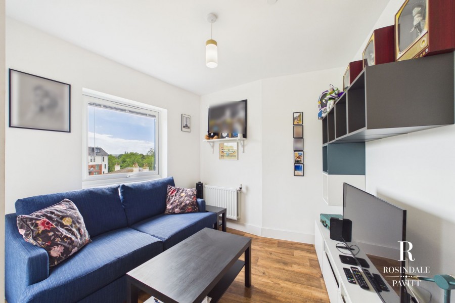 Images for Peony Drive, Mitcham Junction, CR4 EAID:434814747 BID:aff39acb-7ffa-433a-9c3e-047d5e64e2ac