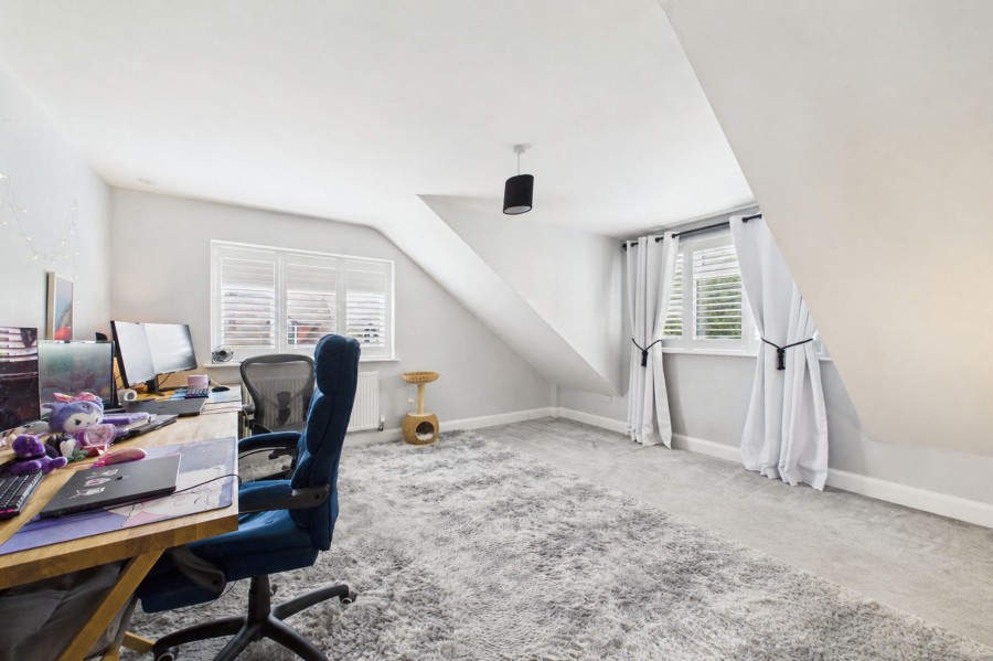 Images for Coulsdon Lane, Chipstead, CR5 EAID:434814747 BID:aff39acb-7ffa-433a-9c3e-047d5e64e2ac
