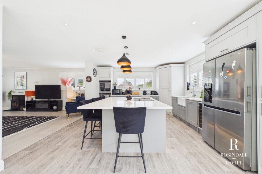 Images for Coulsdon Lane, Chipstead, CR5 EAID:434814747 BID:aff39acb-7ffa-433a-9c3e-047d5e64e2ac