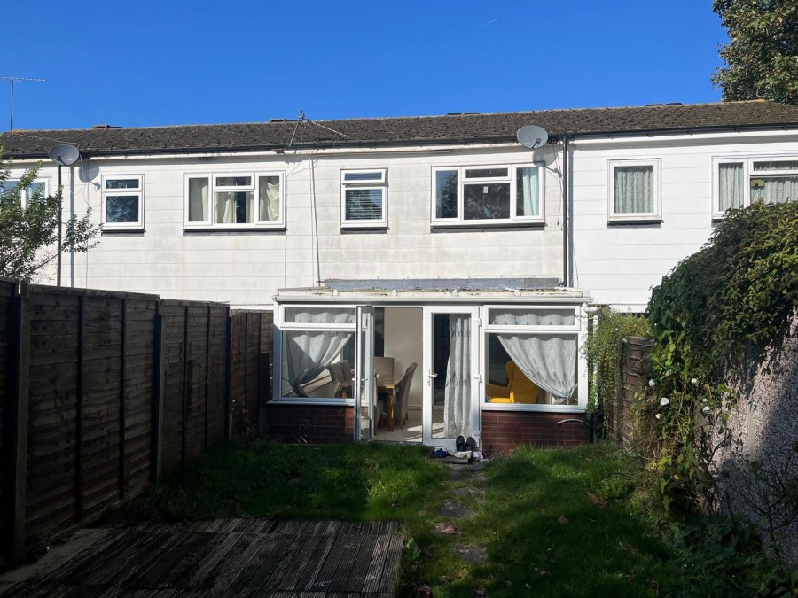 Images for Hanover Close, Cheam, SM3 EAID:434814747 BID:aff39acb-7ffa-433a-9c3e-047d5e64e2ac